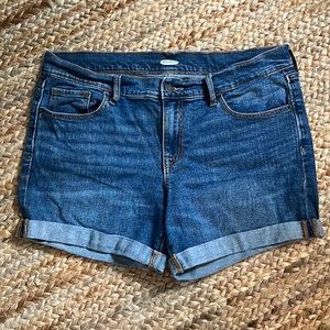 Size 8 old navy jean shorts